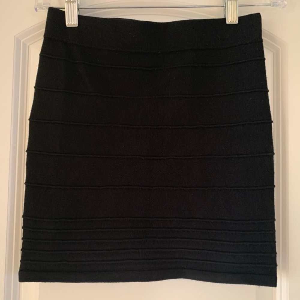 Black mini skirt!